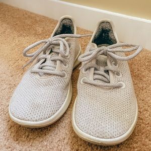 Allbirds: women’s light grey Tree Runners